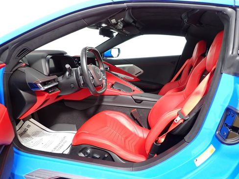 Used 2022 Chevrolet Corvette Stingray Premium Cpe w/ Z51 Performance Package RWD image 23