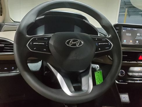 Used 2020 Hyundai Santa Fe SE FWD image 21