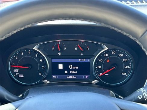 Used 2023 Chevrolet Equinox LT image 40