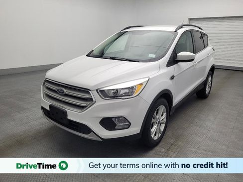 Used 2018 Ford Escape SE FWD image 1