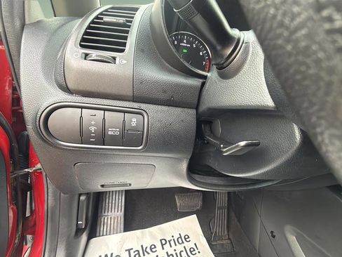 Used 2016 Kia Forte LX image 28