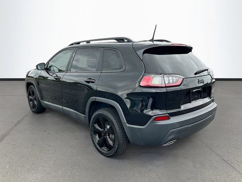 Used 2019 Jeep Cherokee Latitude Plus FWD image 23