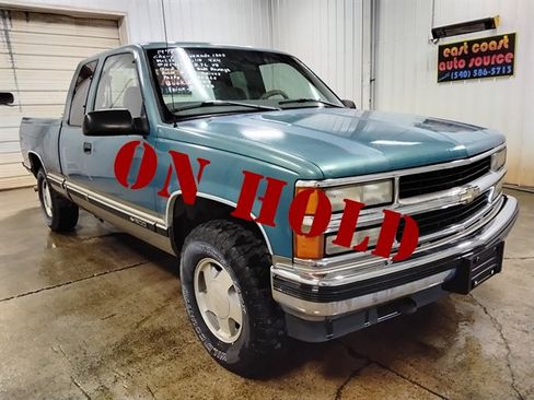 Used 1998 Chevrolet Silverado 1500 4x4 Extended Cab w/ Preferred Equipment Group 2 image 1