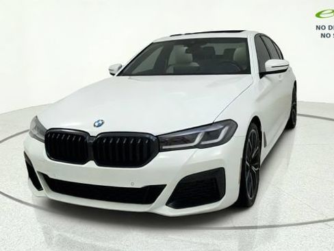 Used 2023 BMW 530i w/ M Sport Package RWD image 2