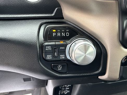 Used 2022 RAM 1500 Laramie AWD/4WD image 28
