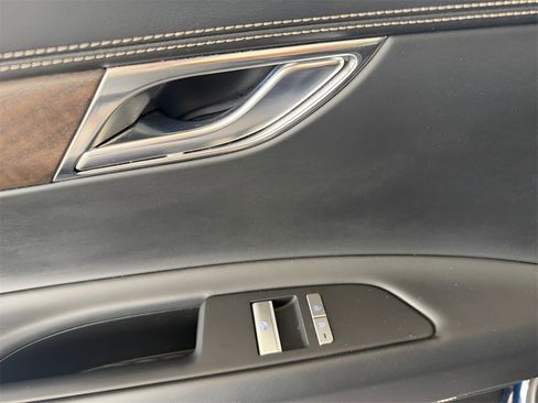 Used 2024 Genesis GV80 2.5T image 15