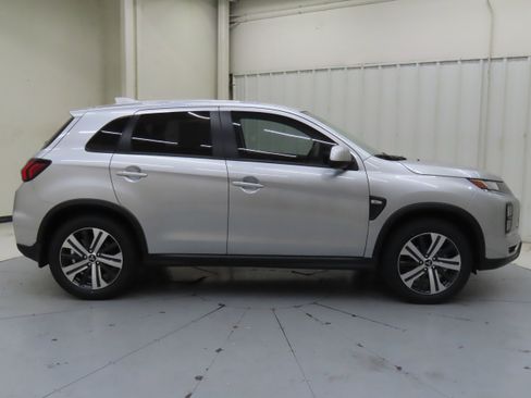 New 2025 Mitsubishi Outlander Sport ES image 2