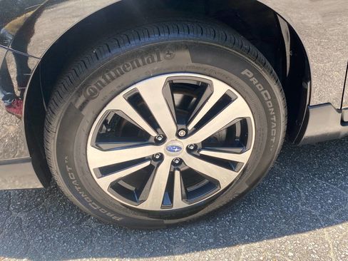 Used 2019 Subaru Outback 2.5i Limited AWD/4WD image 9