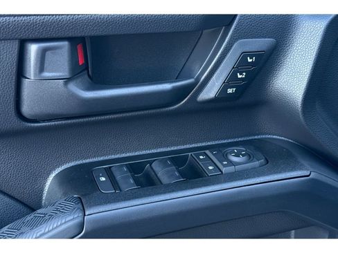 New 2025 Toyota 4Runner TRD Off-Road Premium image 12