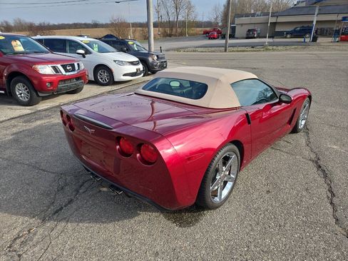 Used 2007 Chevrolet Corvette Convertible w/ Preferred Equipment Group RWD image 29