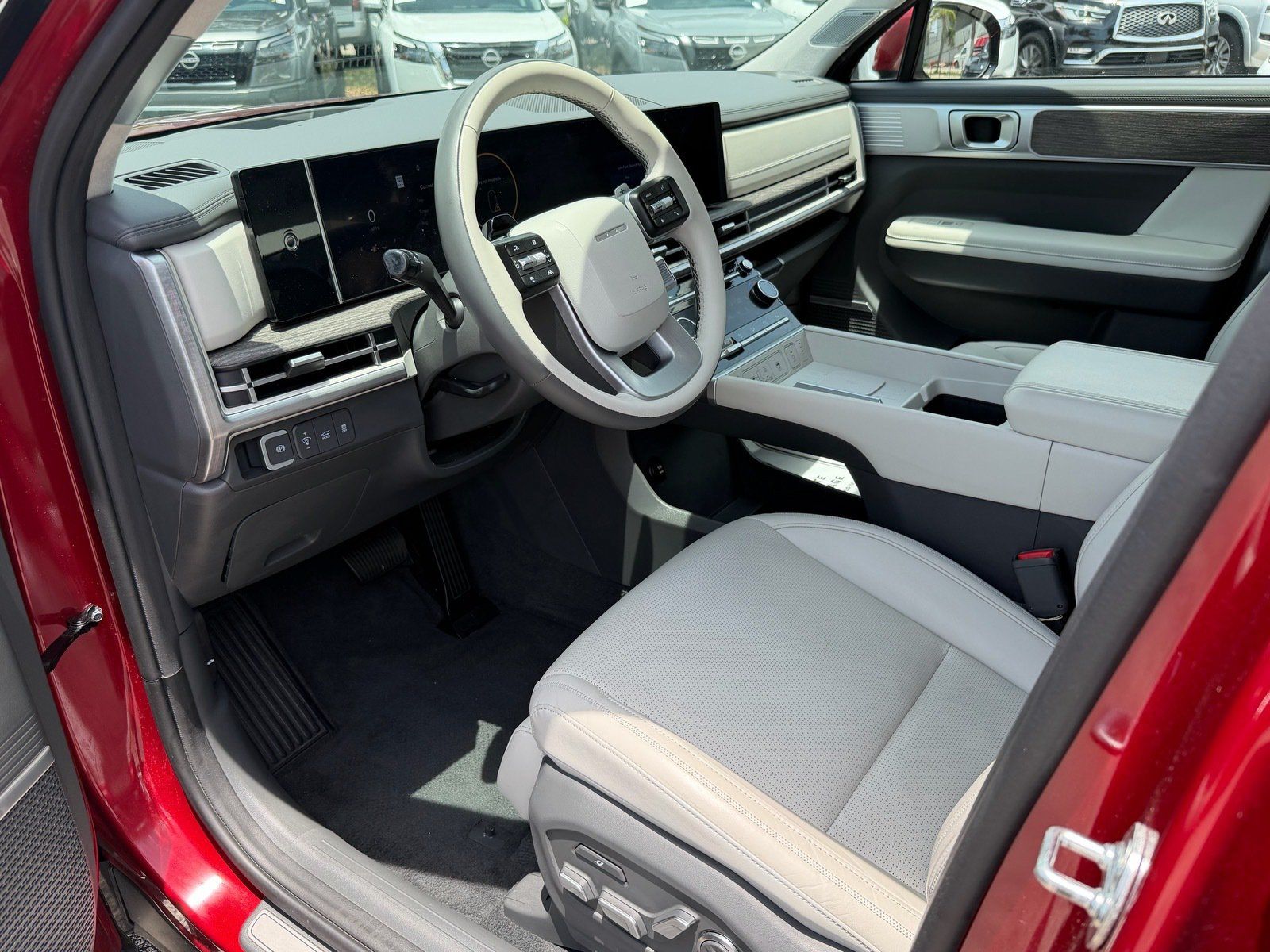 Used 2025 Hyundai Santa Fe Calligraphy FWD image 12