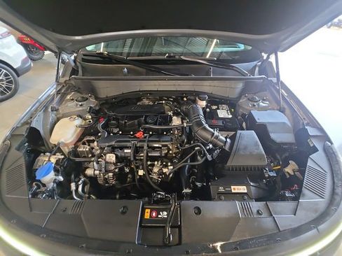 Used 2024 Hyundai Kona Limited AWD/4WD image 24
