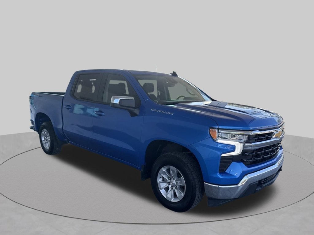 Used 2025 Chevrolet Silverado 1500 LT AWD/4WD image 13