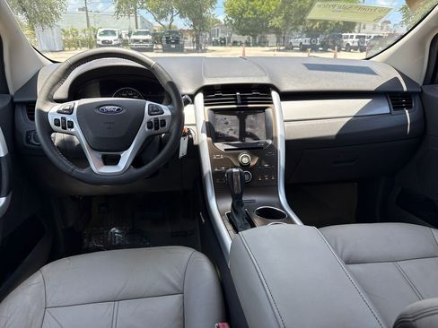 Used 2011 Ford Edge SEL w/ 202A Rapid Spec Order Code FWD image 4