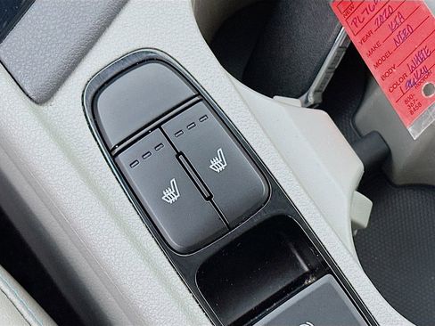 Used 2020 Kia Niro EX image 21