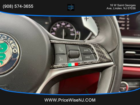 Used 2018 Alfa Romeo Stelvio Ti Sport image 13