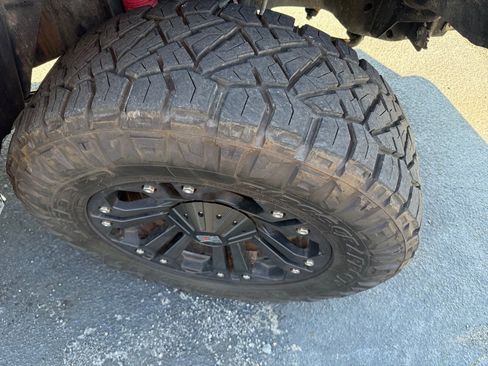 Used 2014 Ford F250 Lariat w/ Lariat Interior Package image 33