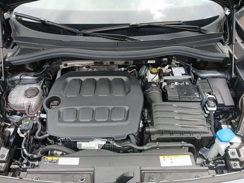 Used 2026 Volkswagen Tiguan SE R-Line FWD image 23