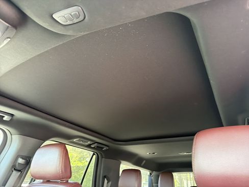 Used 2024 Ford Expedition Max Limited AWD/4WD image 11