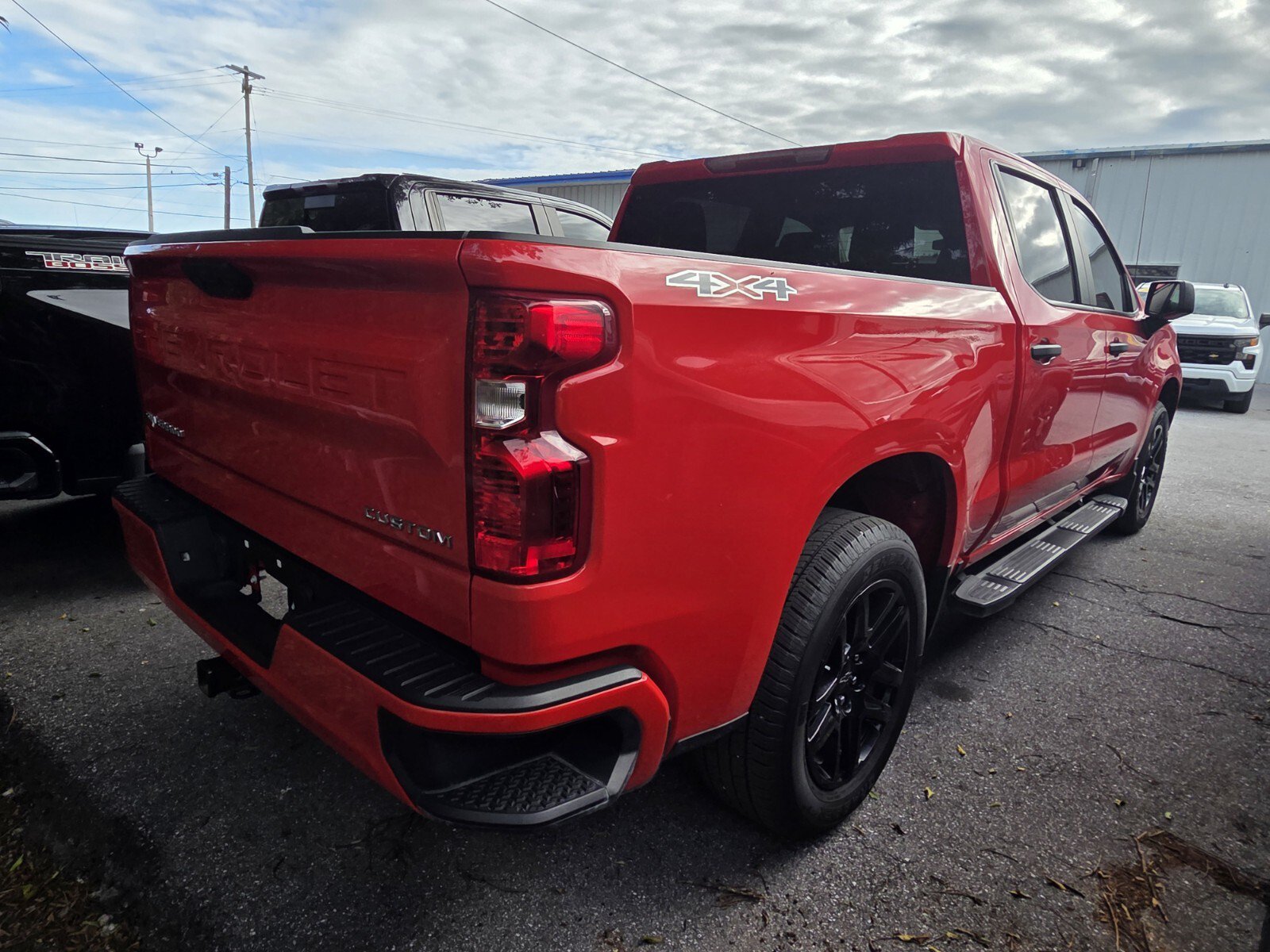 Used 2025 Chevrolet Silverado 1500 Custom AWD/4WD image 4
