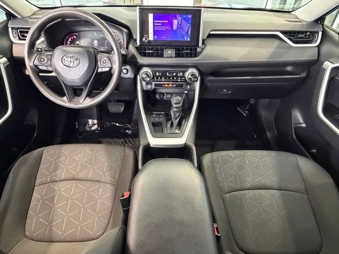 Certified 2023 Toyota RAV4 XLE FWD image 33