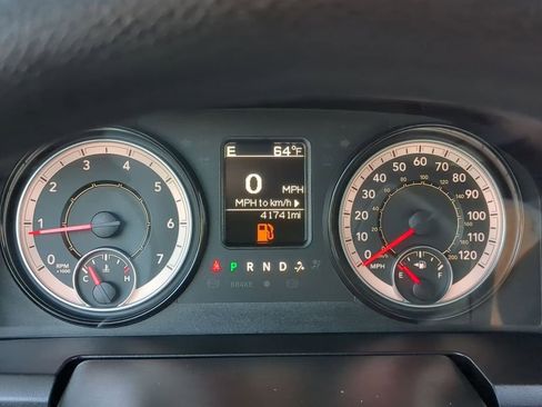 Used 2024 RAM 1500 Classic SLT image 19