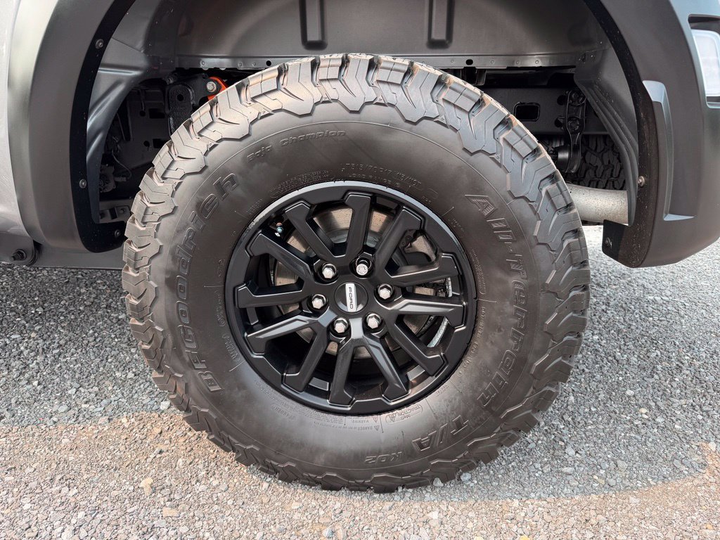 Used 2024 Ford F150 Raptor AWD/4WD image 17