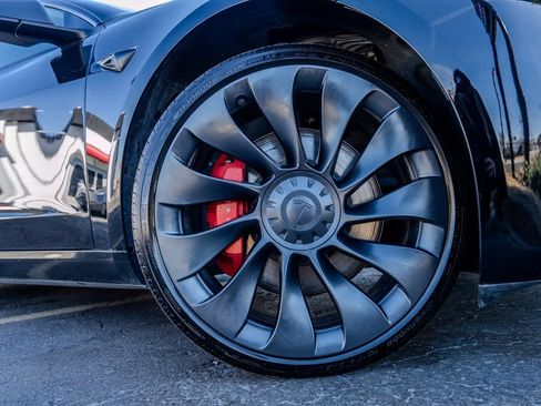 Used 2023 Tesla Model 3 Performance image 29