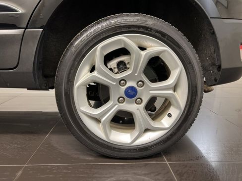 Certified 2022 Ford EcoSport SE w/ SE Appearance Package image 7