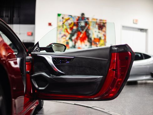 Used 2017 Acura NSX image 42