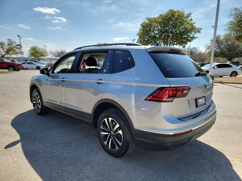 Used 2022 Volkswagen Tiguan S w/ Driver Assistance Package image 7