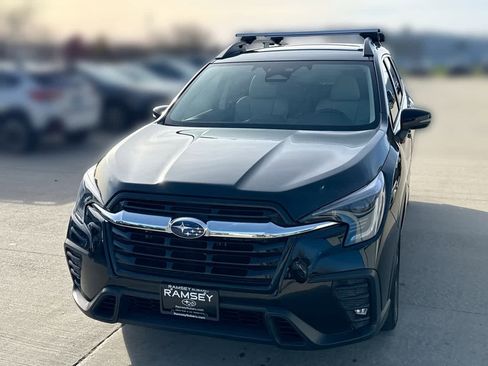 Certified 2023 Subaru Ascent Limited image 1