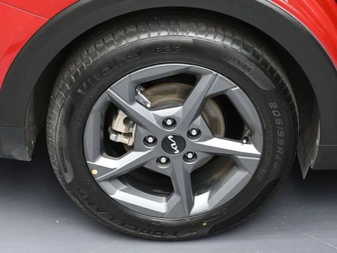 Used 2025 Kia K4 FWD image 5