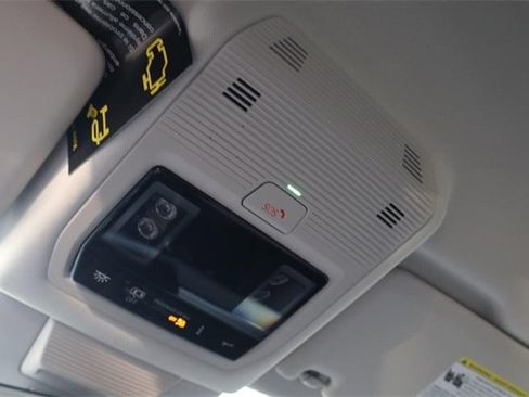 New 2025 Volkswagen Tiguan S image 16