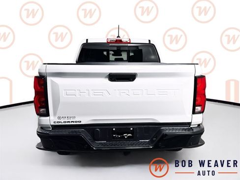 Used 2024 Chevrolet Colorado Z71 w/ Z71 Convenience Package 2 AWD/4WD image 7