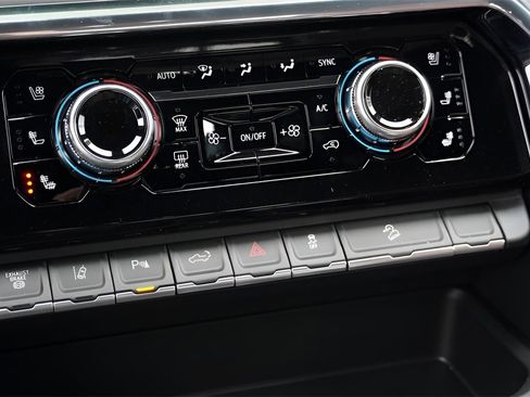 New 2026 GMC Sierra 2500 Denali Ultimate w/ Max Trailering Package image 17