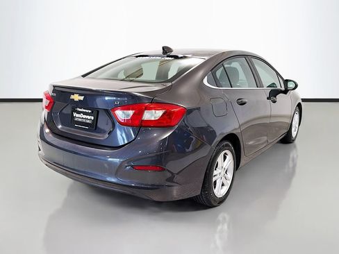 Used 2017 Chevrolet Cruze LT FWD image 10