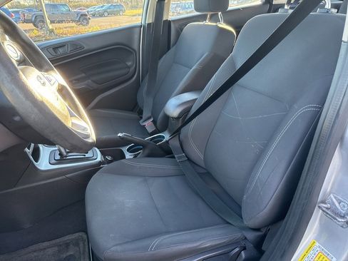 Used 2018 Ford Fiesta SE image 13