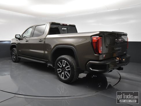 Used 2023 GMC Sierra 1500 AT4 w/ AT4 Premium Package image 5