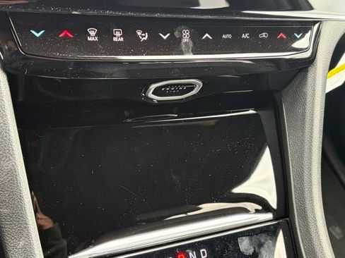 New 2026 Jeep Grand Cherokee Altitude image 21