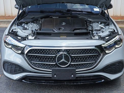 Used 2024 Mercedes-Benz E 450 4MATIC All-Terrain Wagon w/ Driver Assistance Package image 8