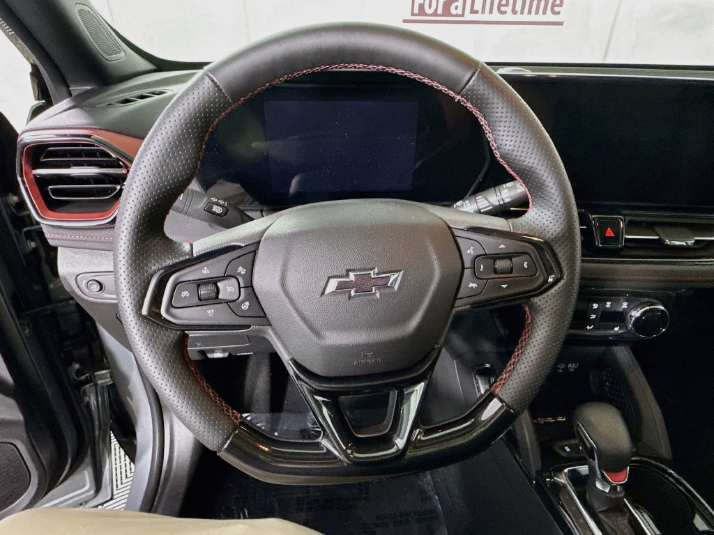 Used 2026 Chevrolet TrailBlazer RS w/ Convenience Package AWD/4WD image 19