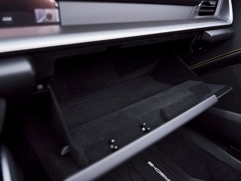 Used 2025 Porsche 911 Turbo S image 77