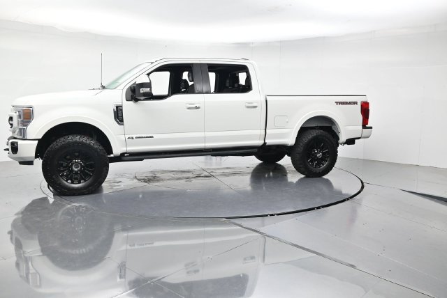 Certified 2022 Ford F250 Lariat w/ Tremor Off-Road Package AWD/4WD image 6