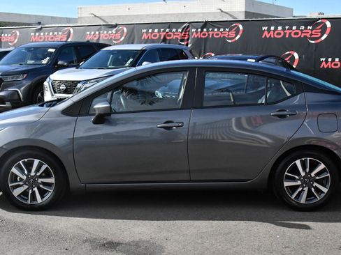Used 2023 Nissan Versa SV FWD image 4
