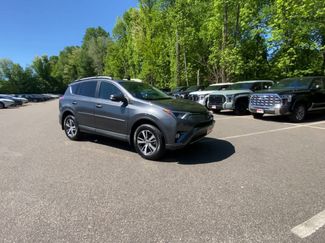 Used 2018 Toyota RAV4 XLE w/ Plus Extra Value Package AWD/4WD video 2
