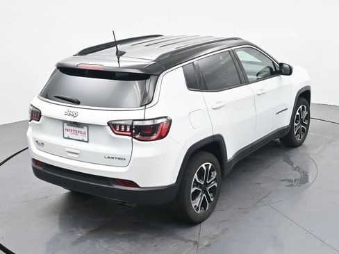 Used 2022 Jeep Compass Limited AWD/4WD image 21
