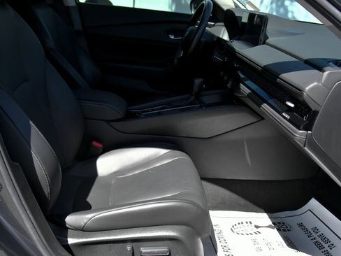 Used 2025 Honda Accord EX-L image 43