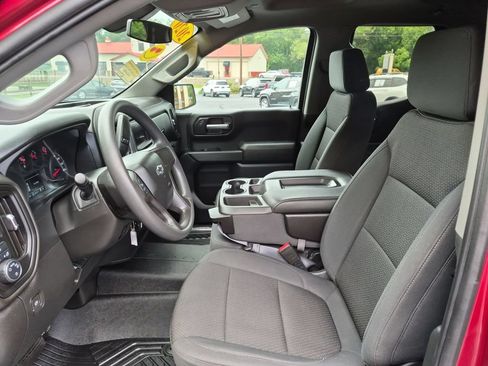 Used 2020 Chevrolet Silverado 1500 Custom Trail Boss w/ Custom Convenience Package AWD/4WD image 12