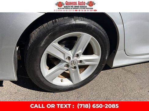 Used 2013 Toyota Camry SE image 31